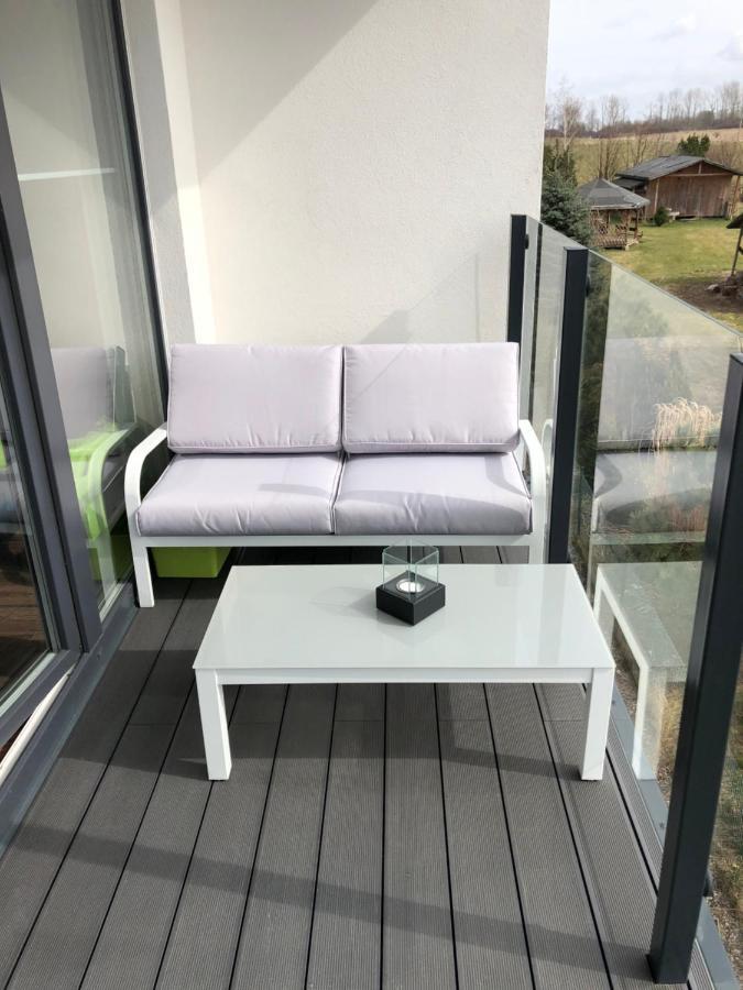 Apartament U Maksa W Slonecznych Apartamentach 尤斯托尼莫斯基 外观 照片