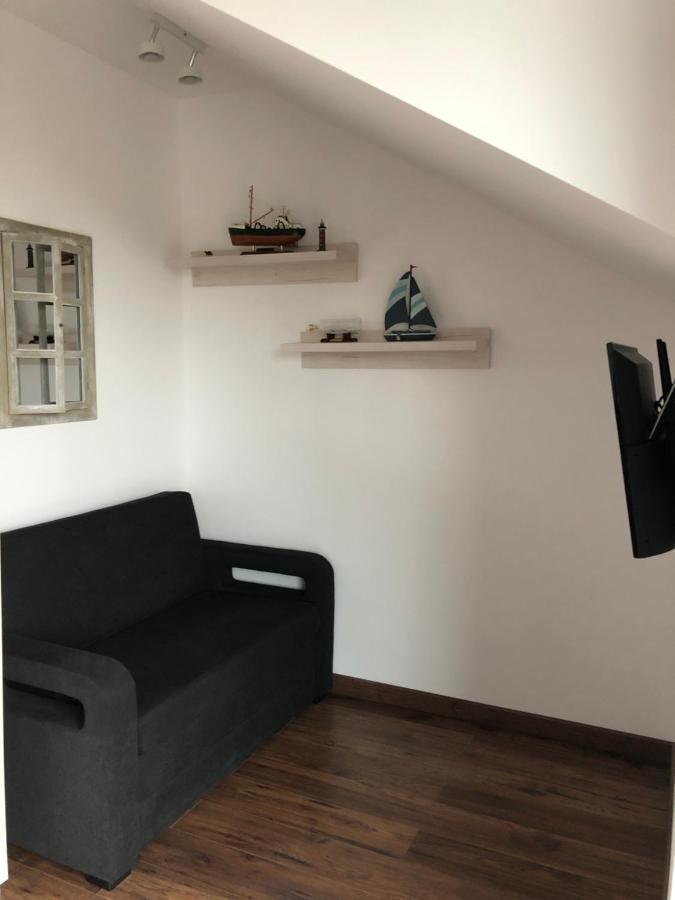 Apartament U Maksa W Slonecznych Apartamentach 尤斯托尼莫斯基 外观 照片