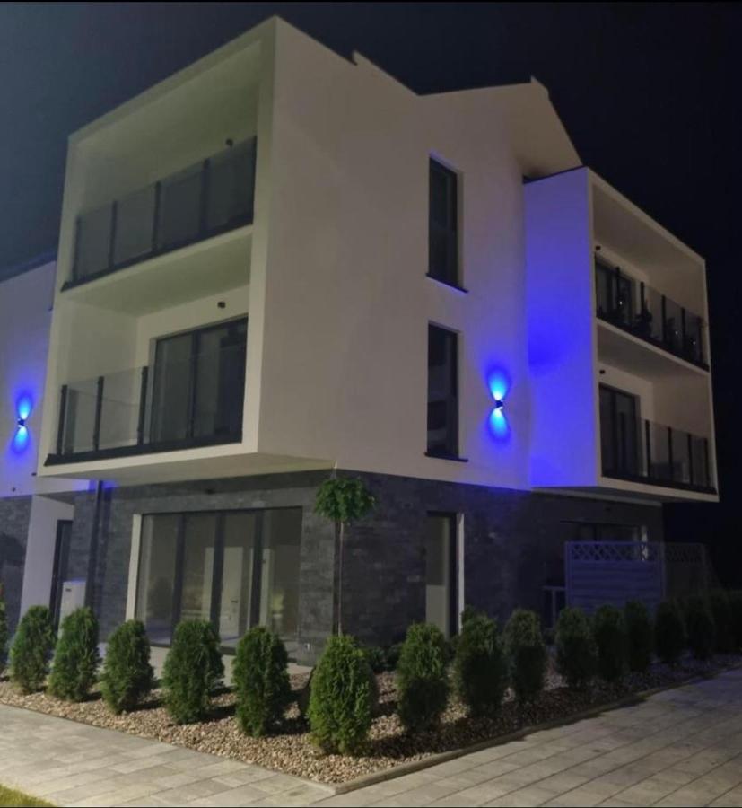 Apartament U Maksa W Slonecznych Apartamentach 尤斯托尼莫斯基 外观 照片