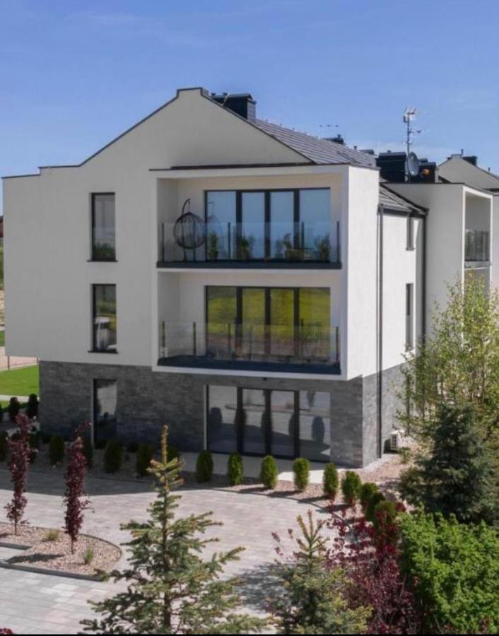 Apartament U Maksa W Slonecznych Apartamentach 尤斯托尼莫斯基 外观 照片