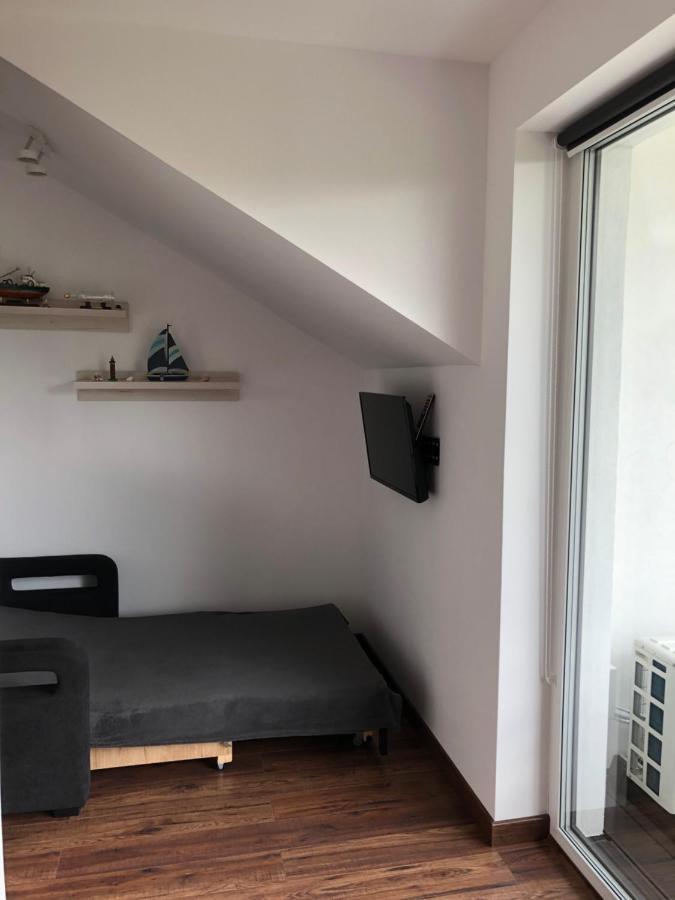 Apartament U Maksa W Slonecznych Apartamentach 尤斯托尼莫斯基 外观 照片